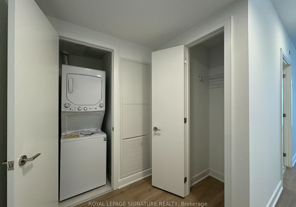 86-dundas-street-mississauga-ontario-w12257778