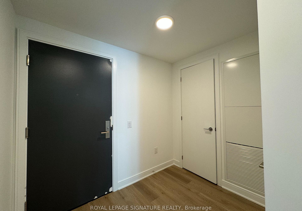 86-dundas-street-mississauga-ontario-w12257778