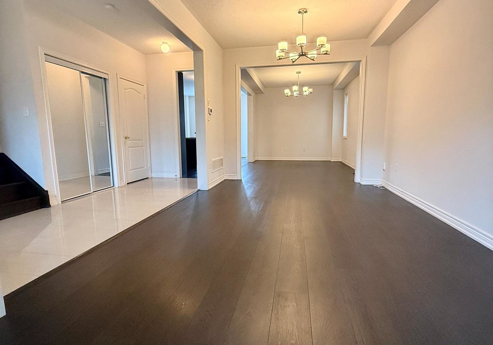 5433-tenth-line-west-line-mississauga-ontario-w12257887