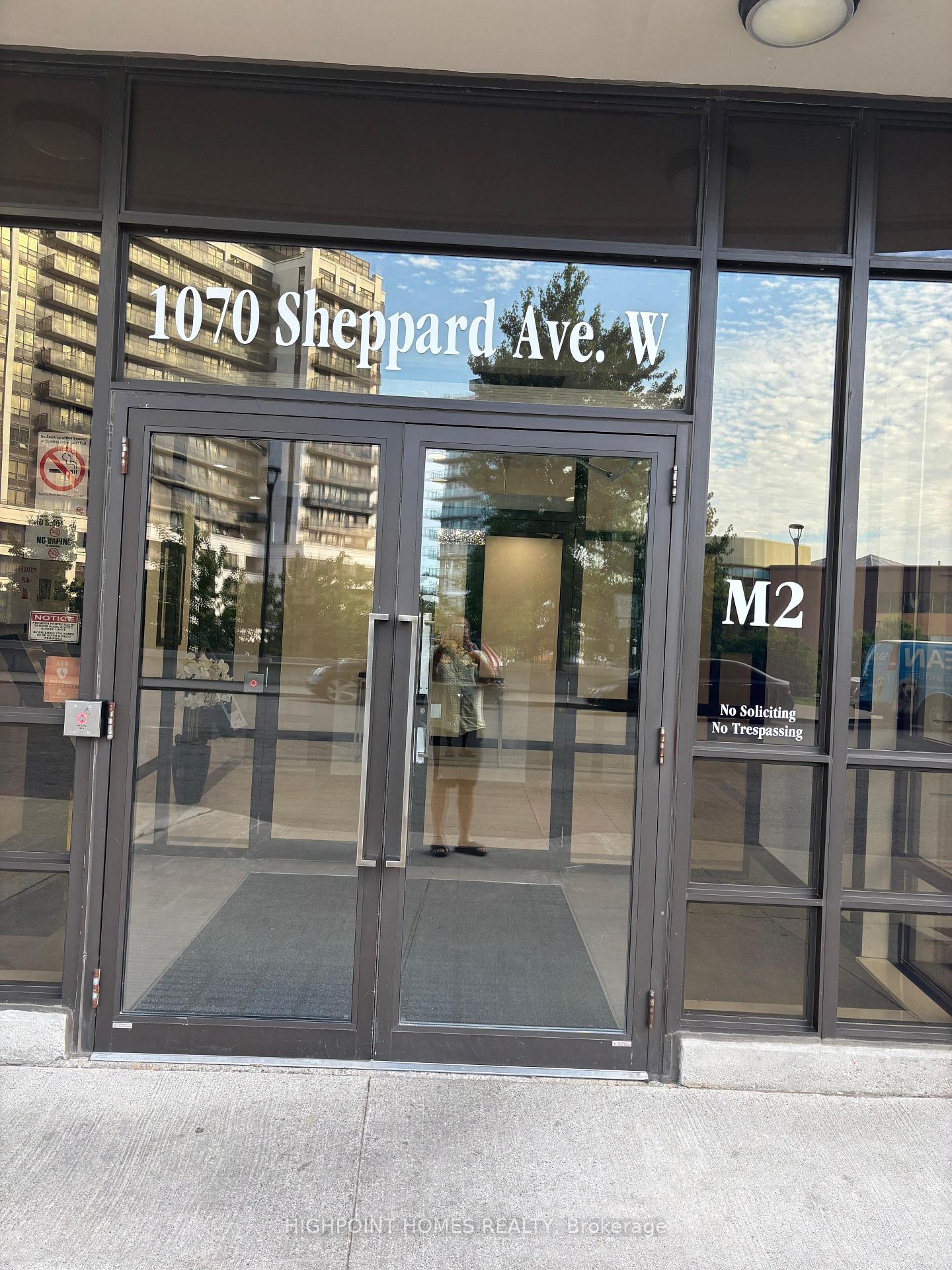 1070-sheppard-avenue-w-york-ontario-w12257944