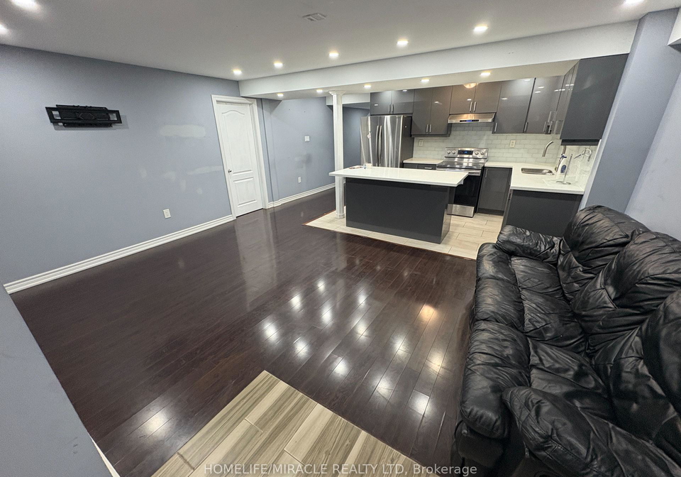 200-elbern-markell-dr-drive-brampton-ontario-w12257951