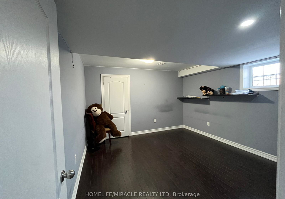200-elbern-markell-dr-drive-brampton-ontario-w12257951