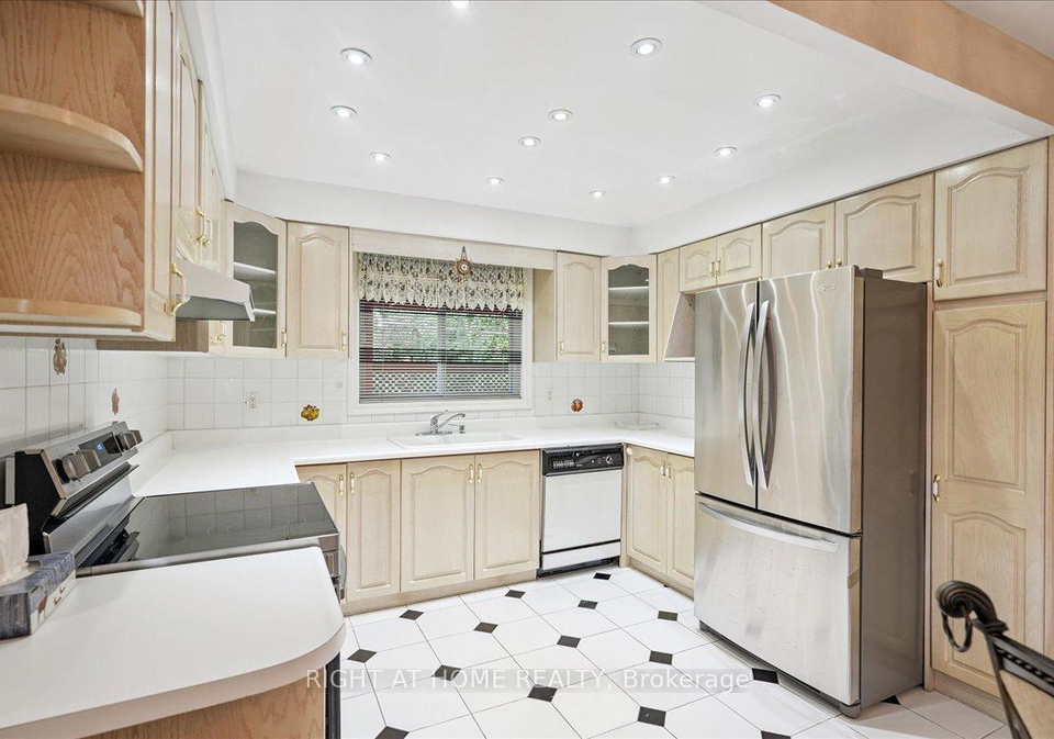 174-strathnairn-avenue-s-north-york-ontario-w12258079