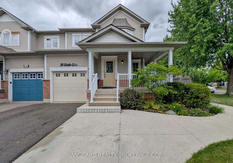 38-stable-gate-brampton-ontario-w12258808