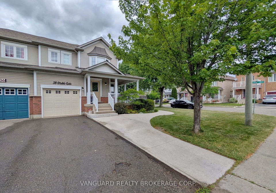 38-stable-gate-brampton-ontario-w12258808