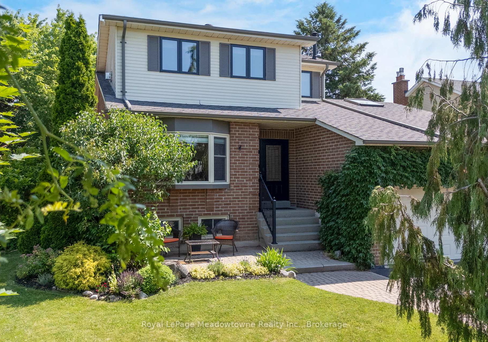 738-robertson-crescent-milton-ontario-w12258848