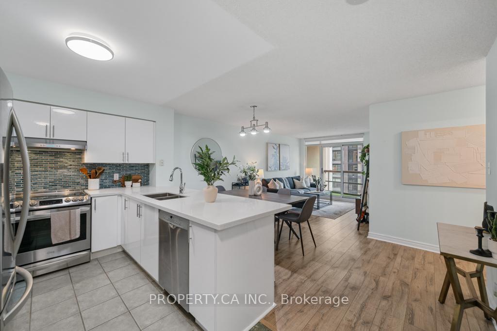 156-enfield-place-mississauga-ontario-w12258936