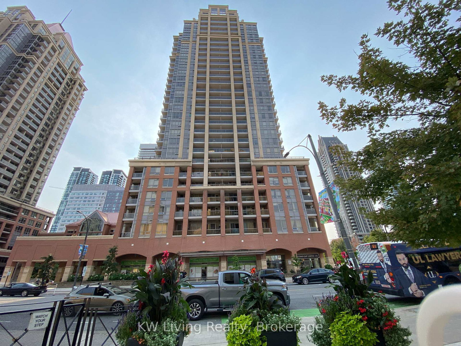 4090-living-arts-drive-mississauga-ontario-w12259063