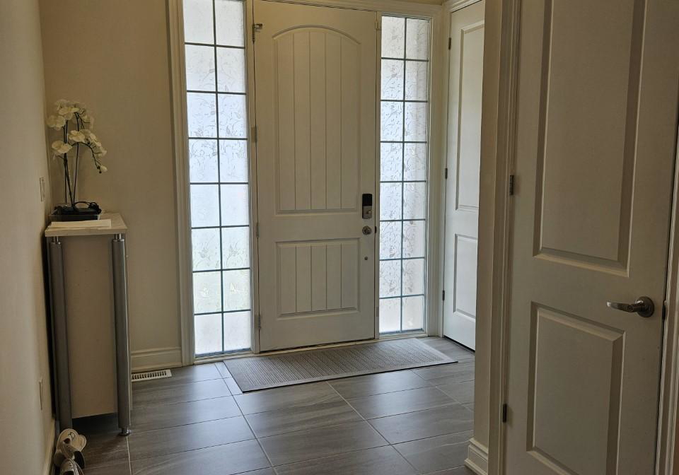 1360-peony-path-oakville-ontario-w12259124