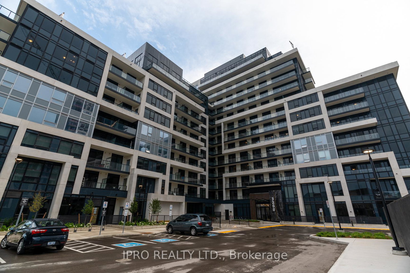 3200-william-coltson-avenue-oakville-ontario-w12259267