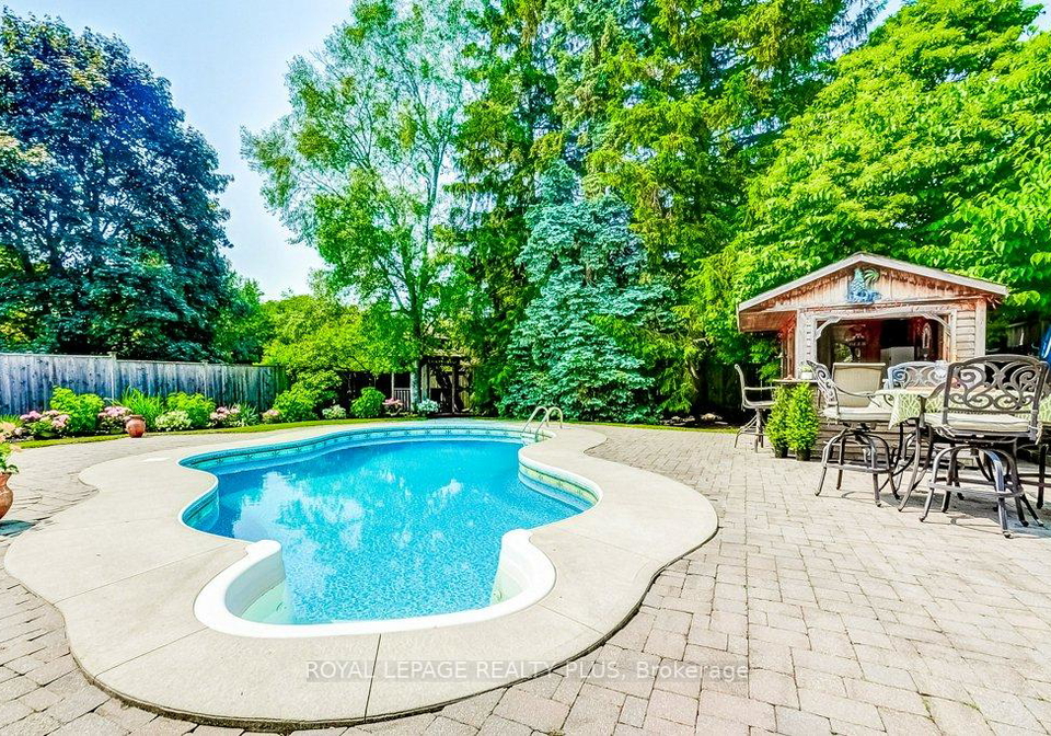 748-francis-road-burlington-ontario-w12259339