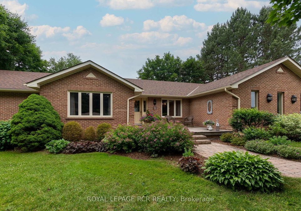 10989-halls-lake-sideroad-caledon-ontario-w12259361