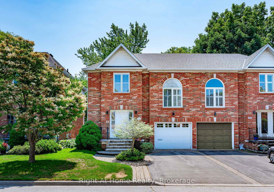 2032-grovetree-lane-burlington-ontario-w12259685