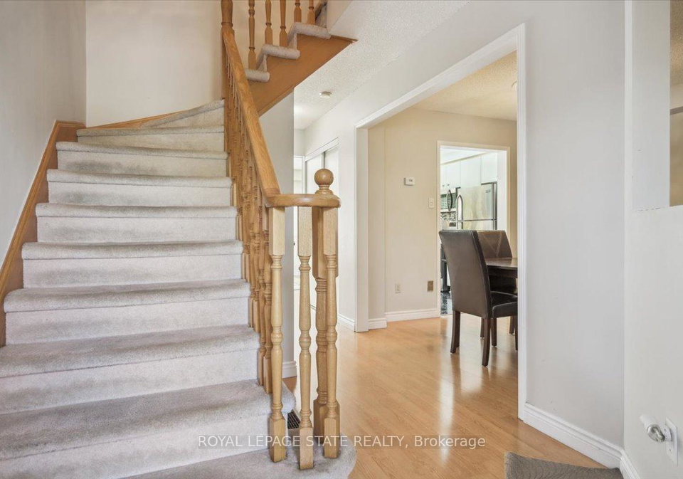 6911-bansbridge-crescent-mississauga-ontario-w12259833