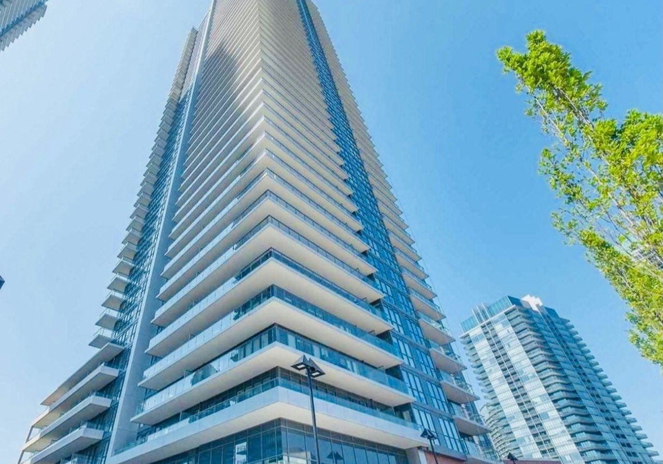 10-park-lawn-road-etobicoke-ontario-w12260035