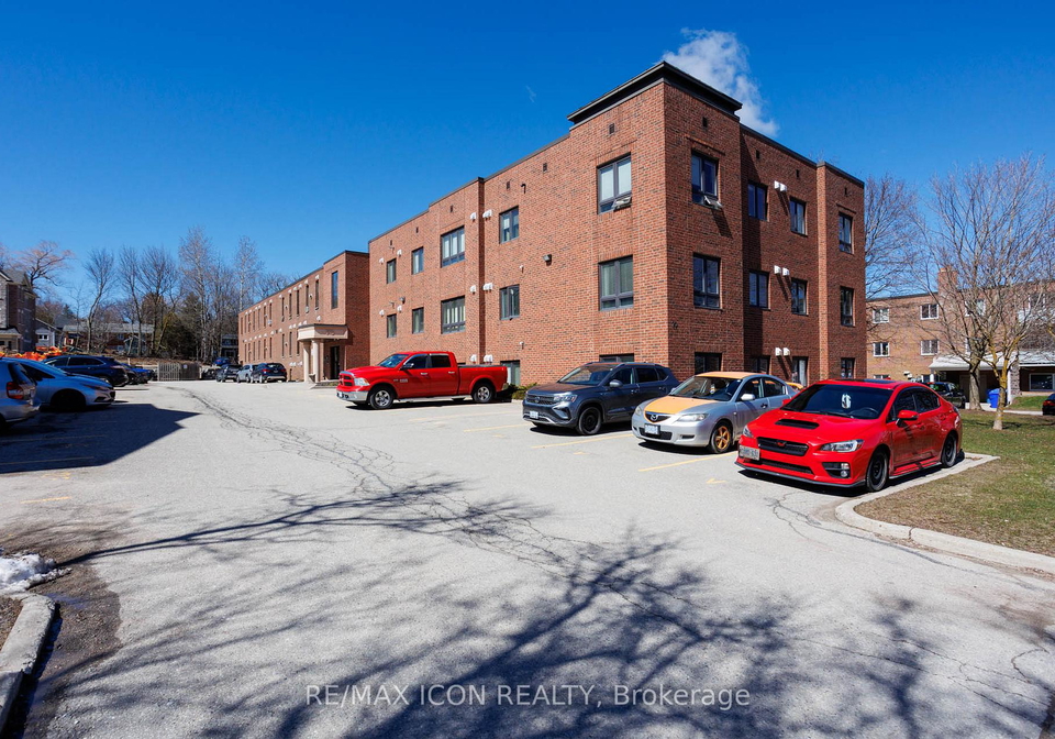 70-first-street-orangeville-ontario-w12260037