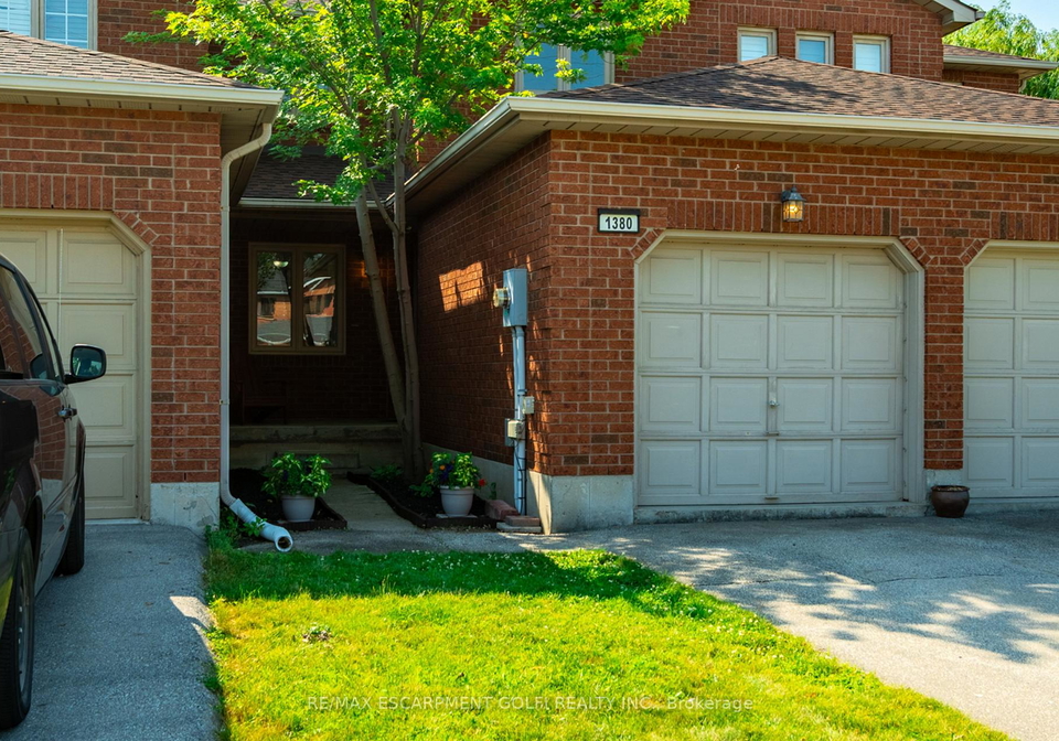 1380-treeland-street-burlington-ontario-w12260124