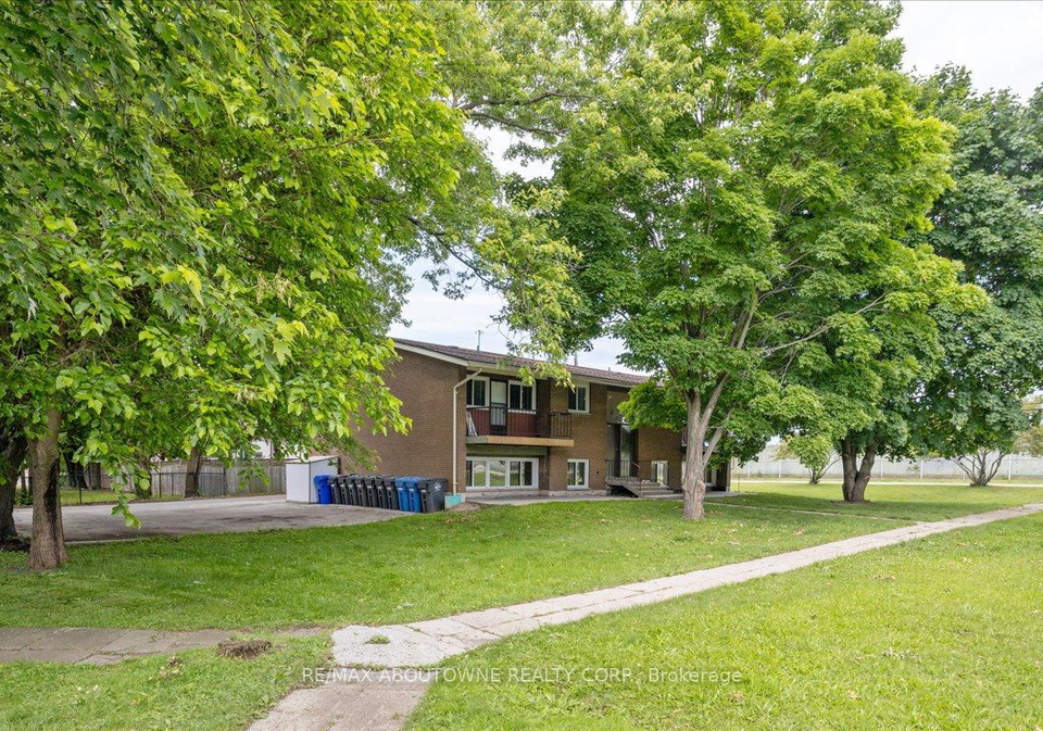 2344-queensway-drive-burlington-ontario-w12260160