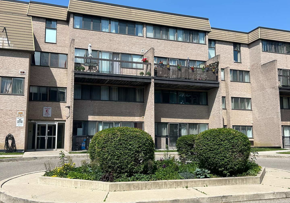 2095-roche-court-mississauga-ontario-w12260246