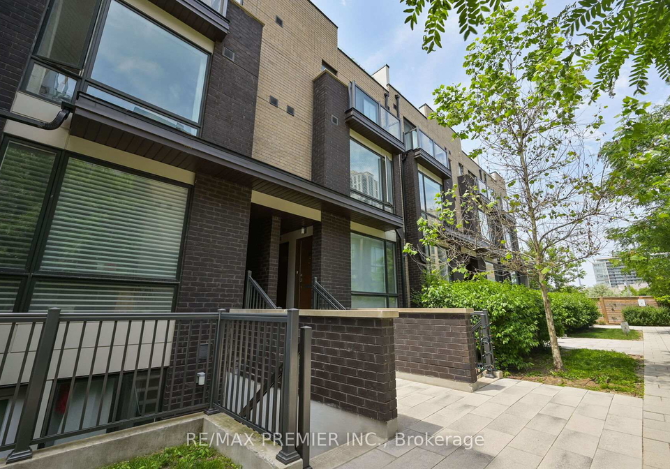 30-fieldway-road-w-etobicoke-ontario-w12260466