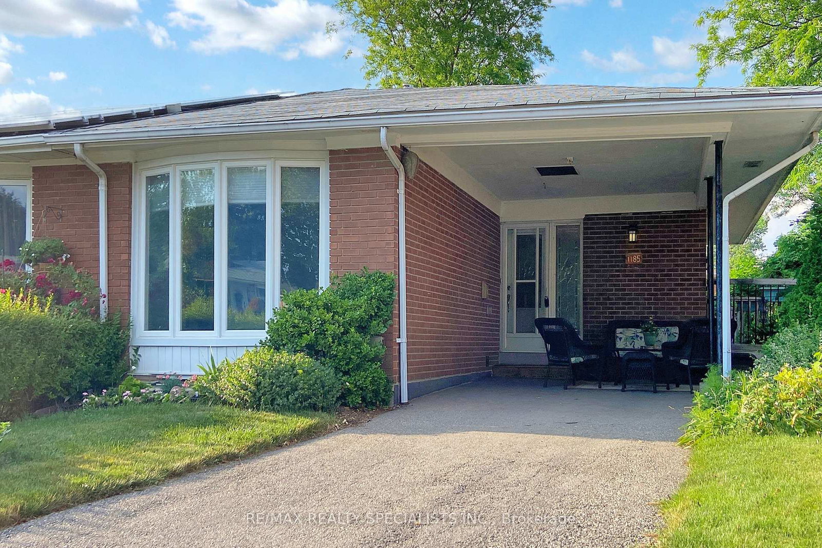 1185-saturnia-crescent-w-mississauga-ontario-w12260535