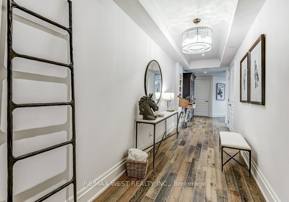4-the-kingsway-etobicoke-ontario-w12260580