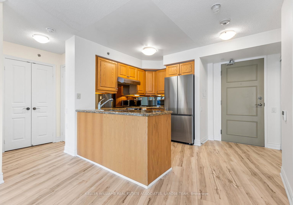3-marine-parade-drive-etobicoke-ontario-w12260884