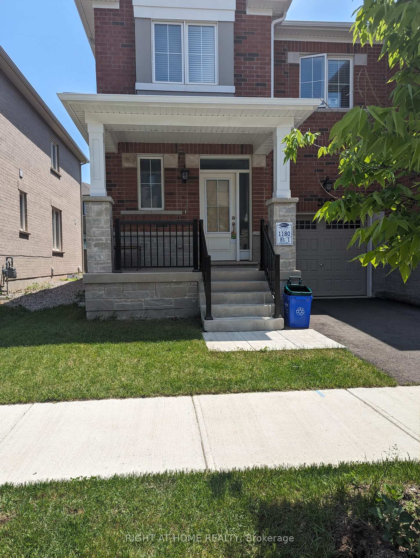 559-bellflower-court-milton-ontario-w12260981