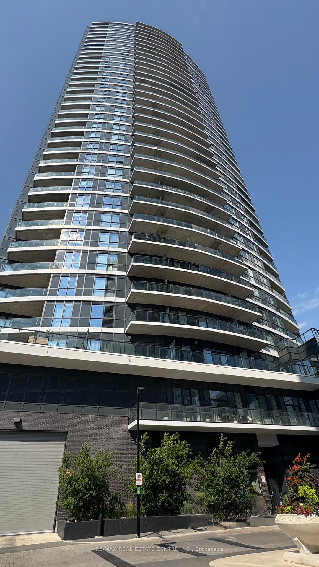 35-watergarden-drive-mississauga-ontario-w12260997