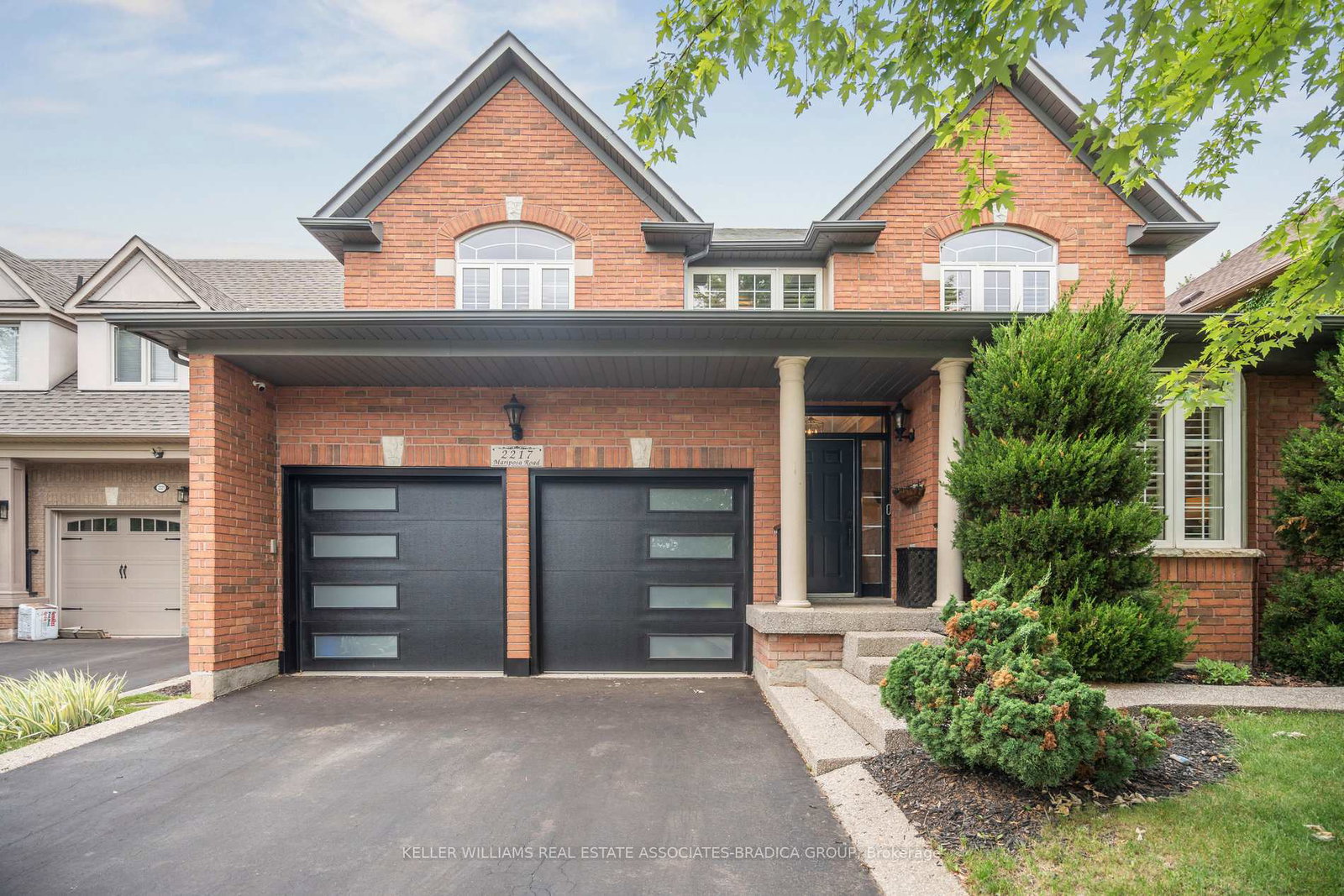 2217-mariposa-road-oakville-ontario-w12261021