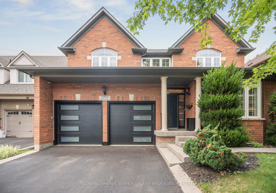 2217-mariposa-road-oakville-ontario-w12261021