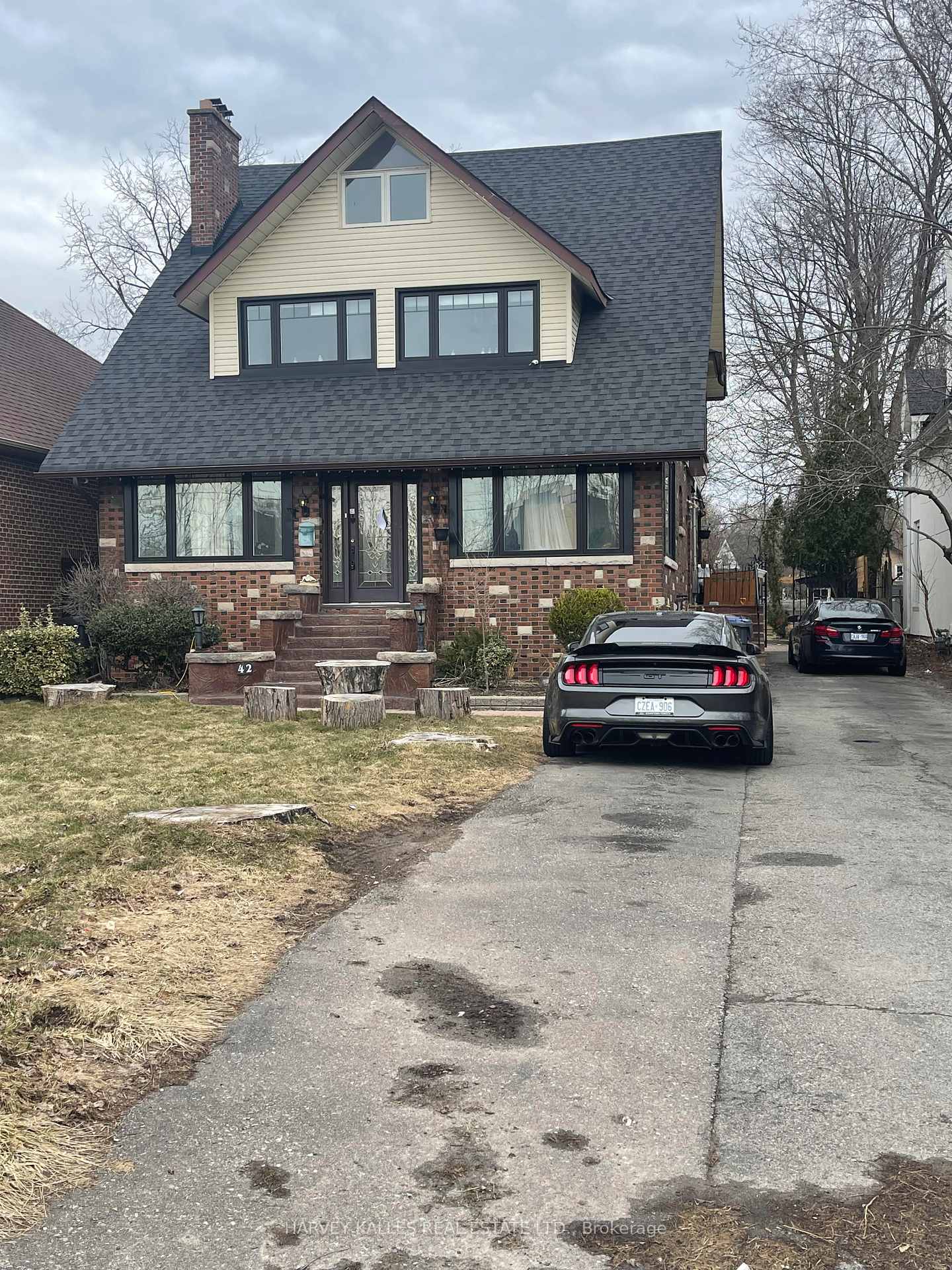 42-scott-street-brampton-ontario-w12261352