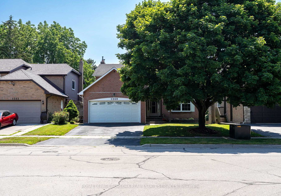 1240-hammond-street-burlington-ontario-w12261388