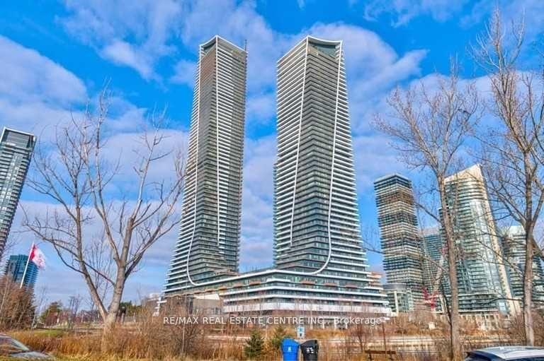 30-shore-breeze-drive-etobicoke-ontario-w12261437