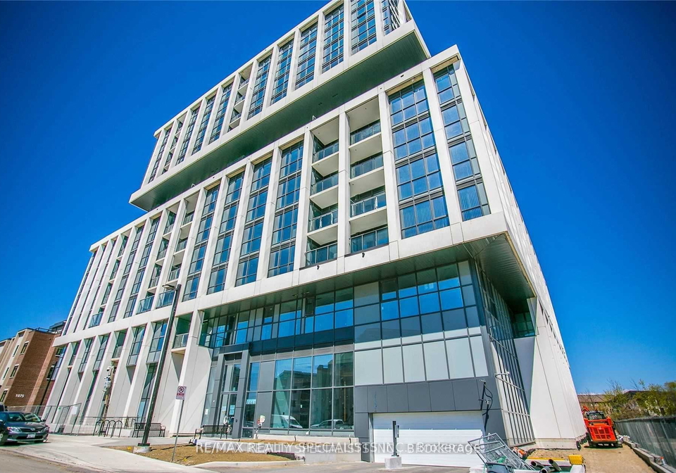 1063-douglas-mccurdy-comm-court-mississauga-ontario-w12261539