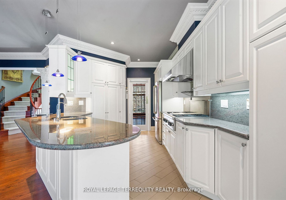 197-la-rose-avenue-etobicoke-ontario-w12261874
