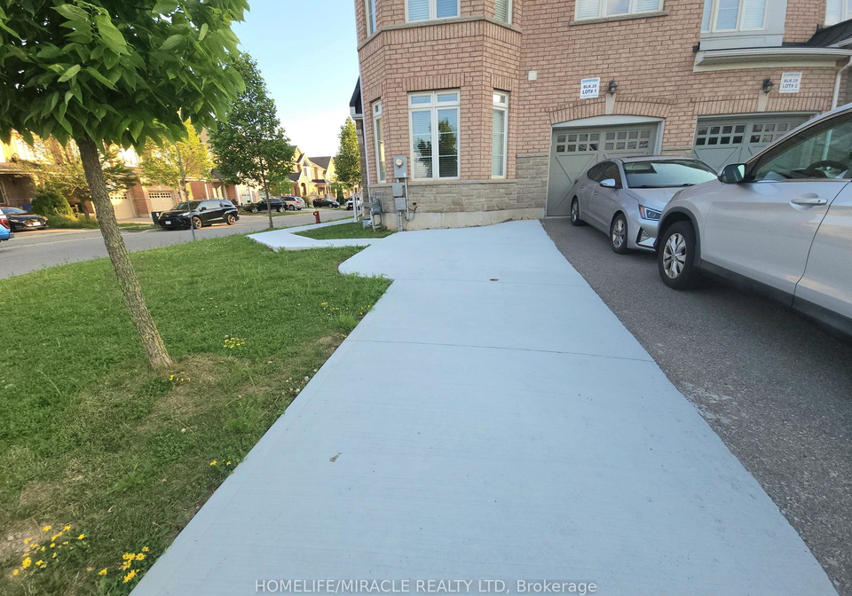 737-megson-terrace-milton-ontario-w12261900