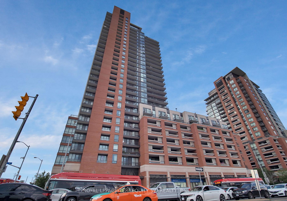 830-lawrence-avenue-w-north-york-ontario-w12262024
