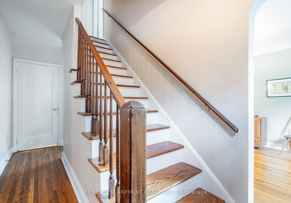 580-emerald-street-burlington-ontario-w12262027