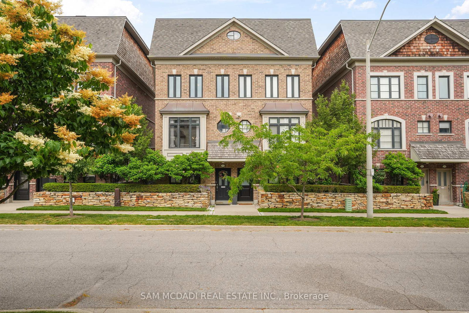 1825-pagehurst-avenue-mississauga-ontario-w12262065