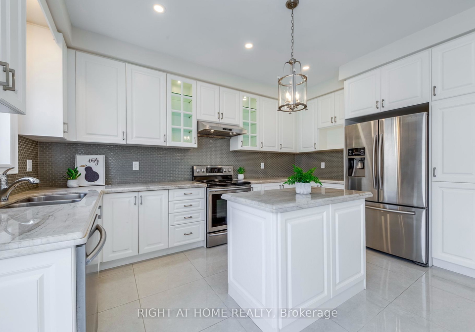 498-wheat-boom-drive-oakville-ontario-w12262090