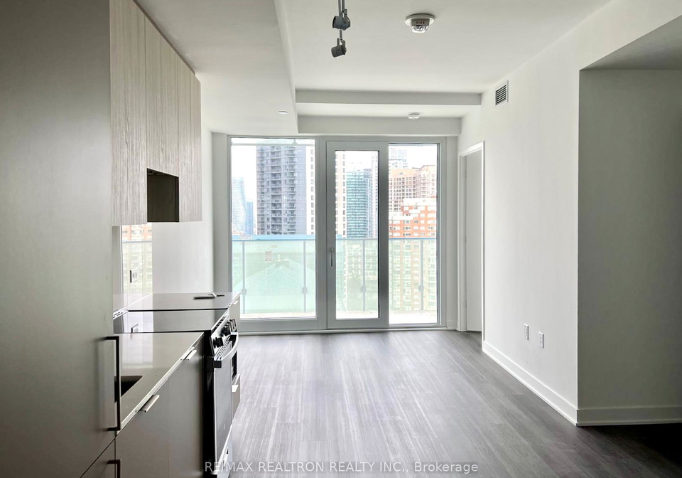3900-confederation-parkway-mississauga-ontario-w12262149