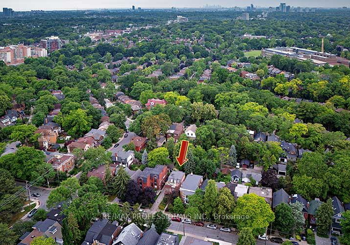 164-quebec-avenue-toronto-ontario-w12262367