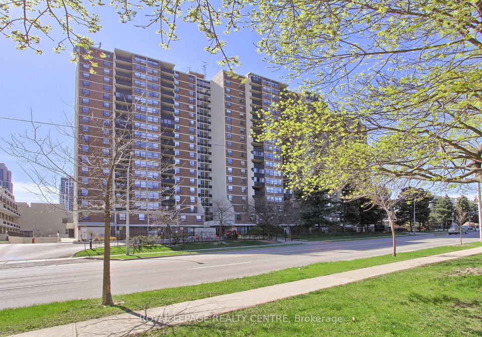 362-the-east-mall-etobicoke-ontario-w12262446
