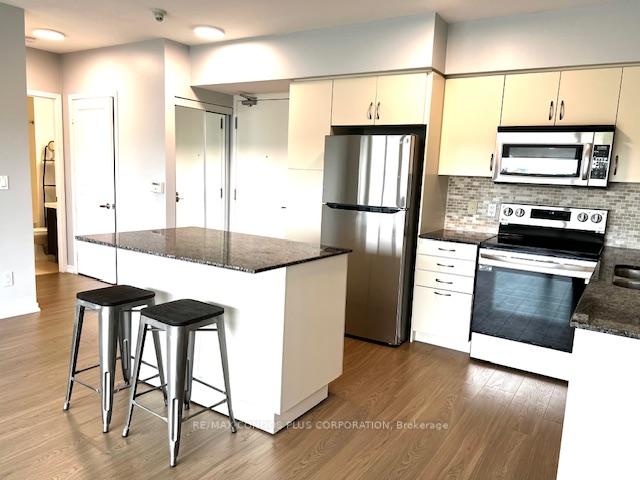 2240-lake-shore-boulevard-w-etobicoke-ontario-w12262536