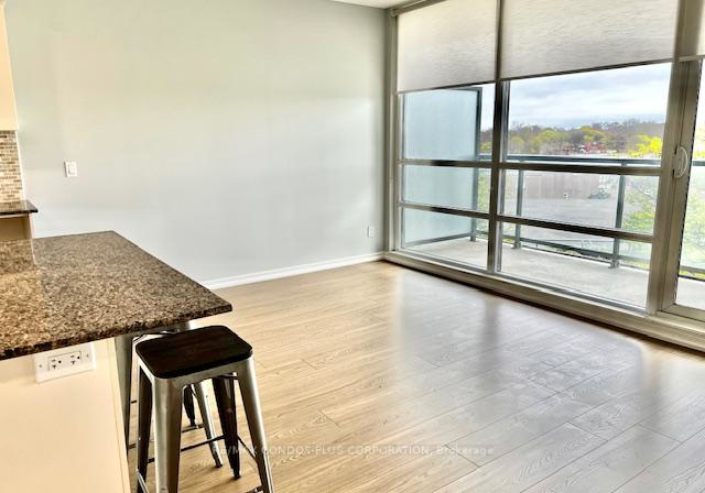 2240-lake-shore-boulevard-w-etobicoke-ontario-w12262536