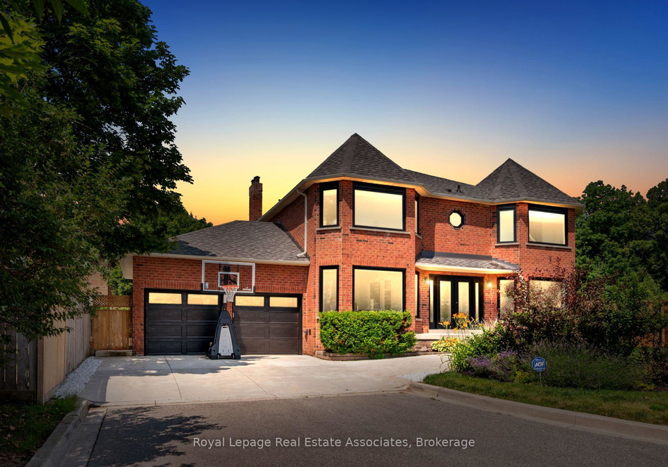3825-trelawny-circle-mississauga-ontario-w12262819