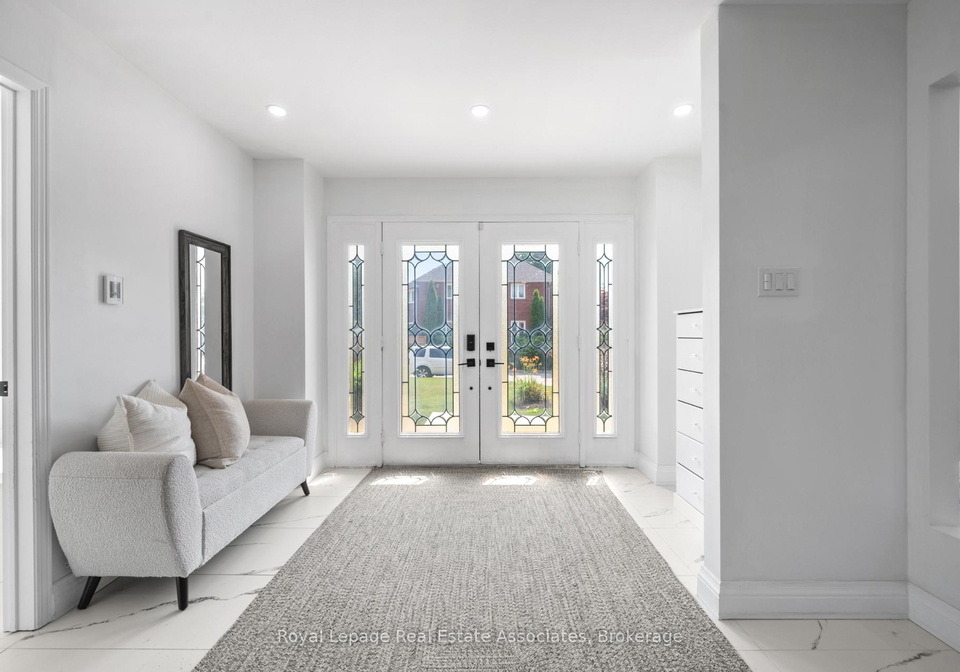3825-trelawny-circle-mississauga-ontario-w12262819