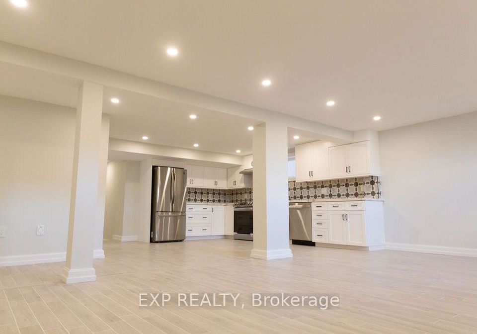 1046-caven-street-mississauga-ontario-w12262898
