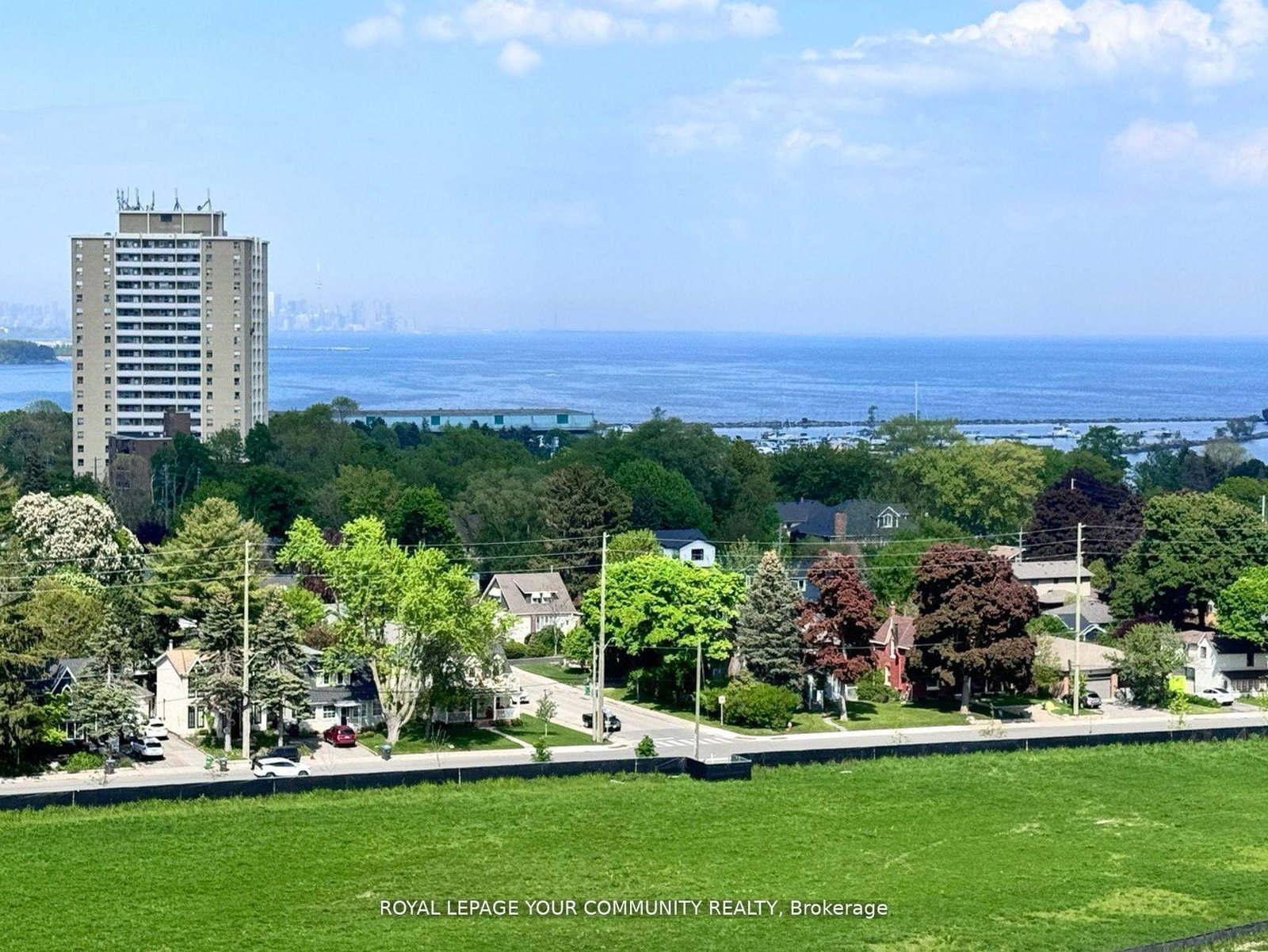 220-missinnihe-way-mississauga-ontario-w12262932